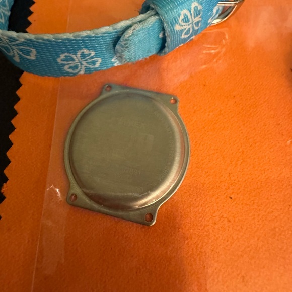 Timex 1440 Blue and White Smartwatch with flower band PARTS only - Picture 5 of 8